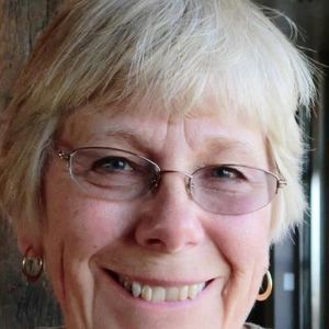 Meet your Posher, Caroline